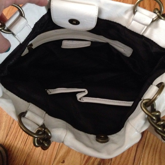 Simply Vera Wang handbag - Picture 4 of 4