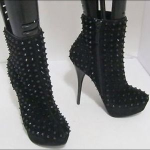 Shiekh spiked black booties