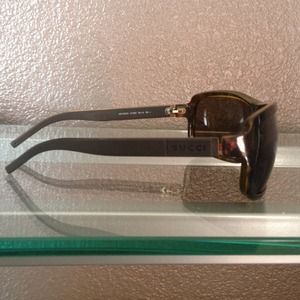 Gucci sunglasses!!