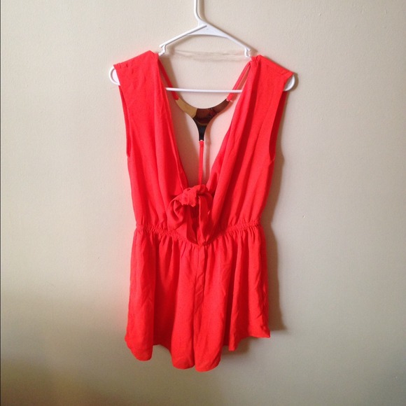 Summer Rompers - Picture 2 of 4