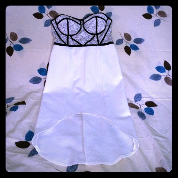 White and black hi-low dress