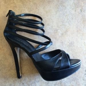 ALDO Black Strappy Platform Heels sz35