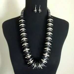 Unique Black & Silver jewelry Set