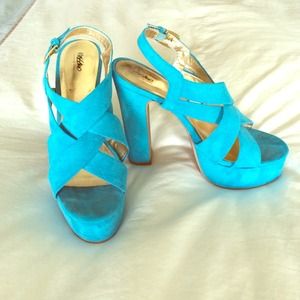 Chunky Vibrant Strappy Heel Sandal