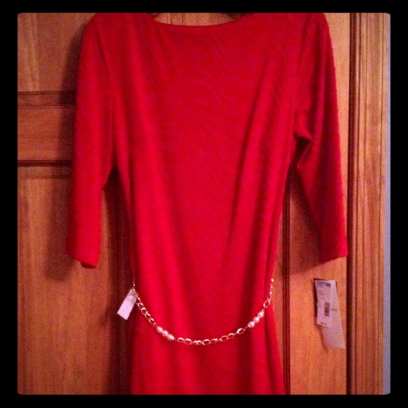 REDUCED! Dress w/ adjustable gold/pearl belt