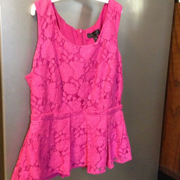 Worthington lace peplum tips - Picture 2 of 3