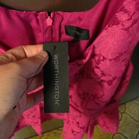 Worthington lace peplum tips - Picture 3 of 3