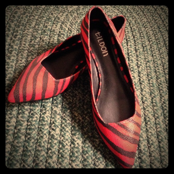 Shoes - red & black
