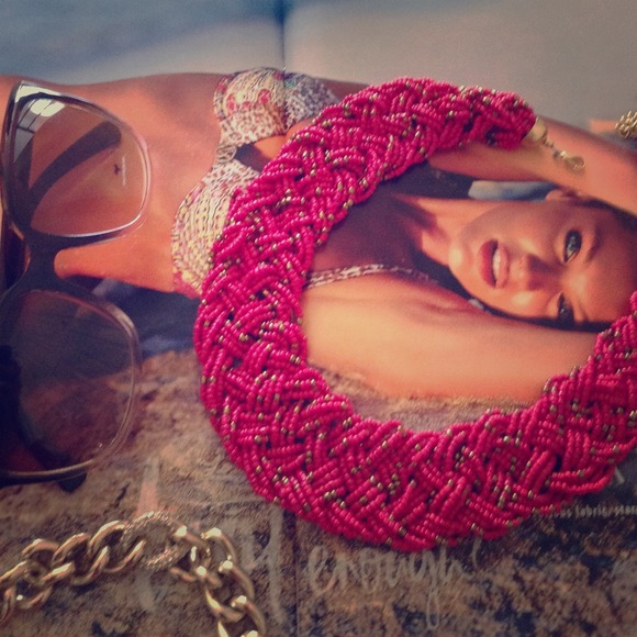 💘Pink Beaded Necklace