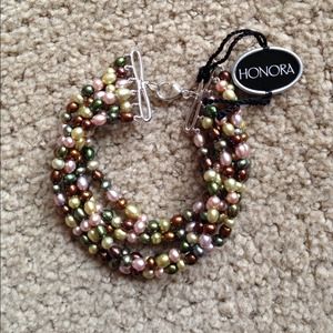 Honora Pearl Bracelet