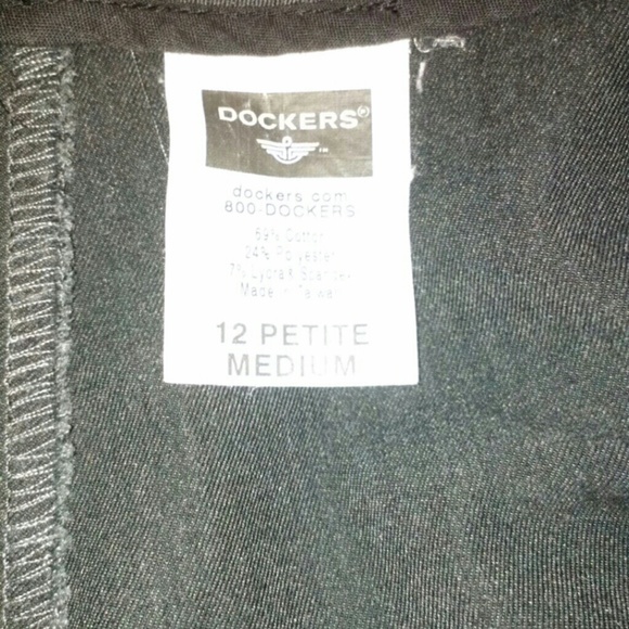 Grey dress pants, Dockers, size 12 petite - Picture 3 of 3