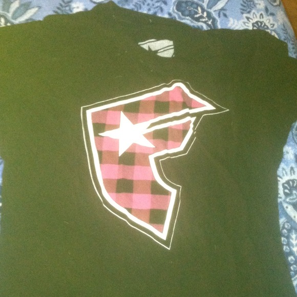 Famous shirt