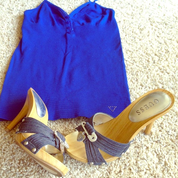 ❌SOLD❌guess denim shoes size 5 - Picture 1 of 4