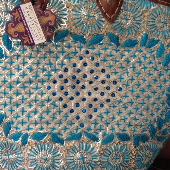 Turquoise Morocco Straw Bagπ2/13/16 HPπ - Picture 2 of 4