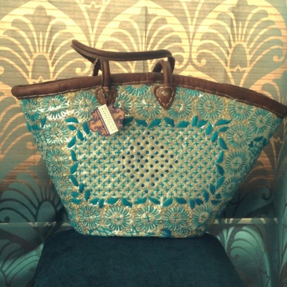 Turquoise Morocco Straw Bagπ2/13/16 HPπ - Picture 4 of 4