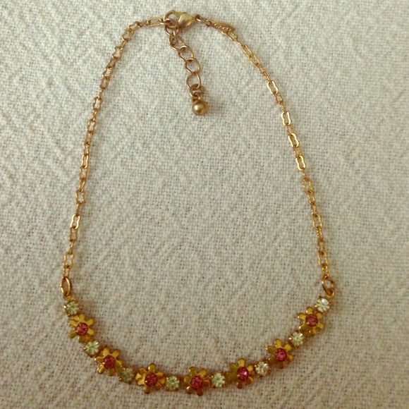 Gold tone anklet