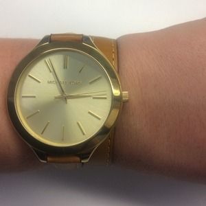 Michael kors watch new never used!