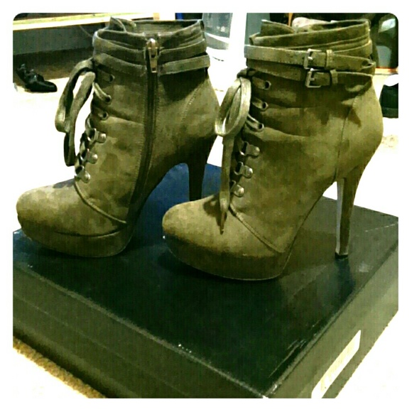 High heel booties