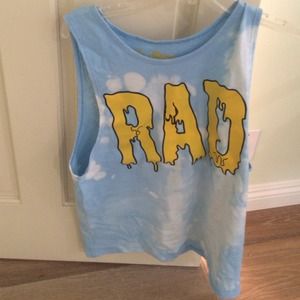 SOLD✔️✔️✔️✔️Rad open-cut tank top