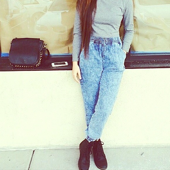Acid washed joggers