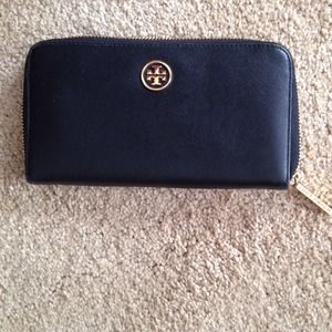 Tory Burch 100% Authentic Wallet