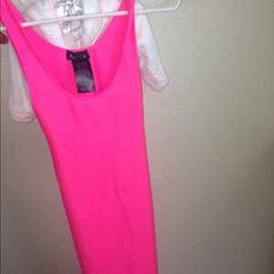 Look sexy this summer in this Barbie pink dress