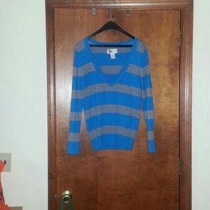Light blue/gray stipe sweater