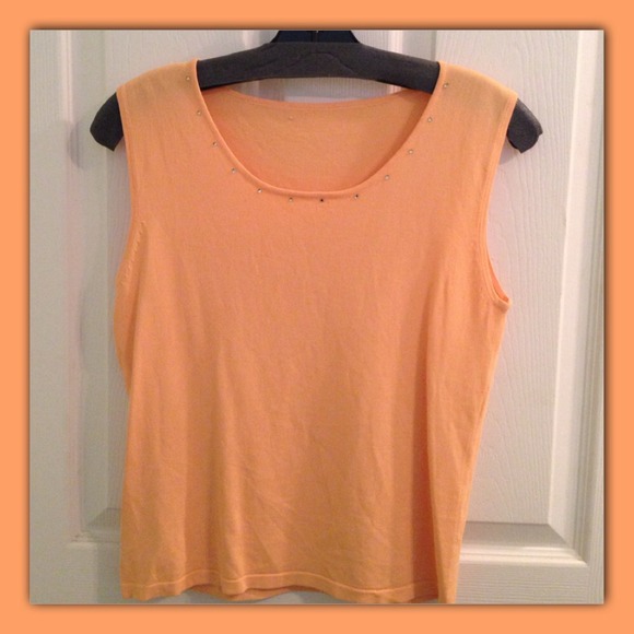 🎀Make An Offer 2 Piece Sweater Set - Picture 2 of 2