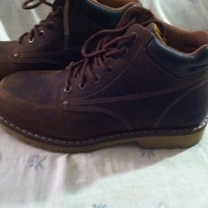 Skechers dark brown men boots size 10