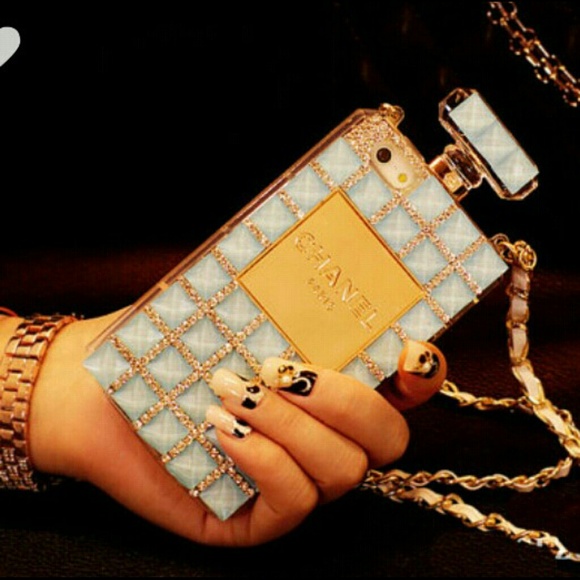 Accessories - Chanel paris iphone case