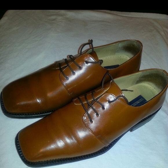 Dress shoes - Picture 1 of 2