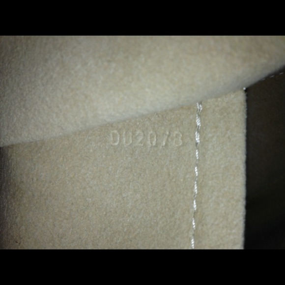 SOLD👏Authentic Louis Vuitton Berkeley azur - Picture 3 of 4