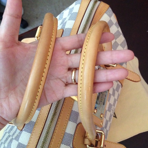 SOLD👏Authentic Louis Vuitton Berkeley azur - Picture 4 of 4