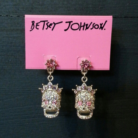 ROCK BOTTOM PRICE Betsey Johnson Skull Earrings