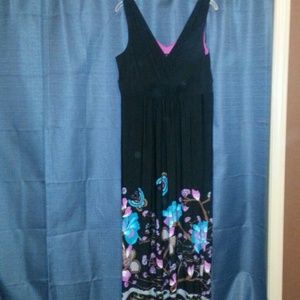 CUTE FLORAL MAXI DRESS