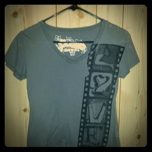 V neck tee