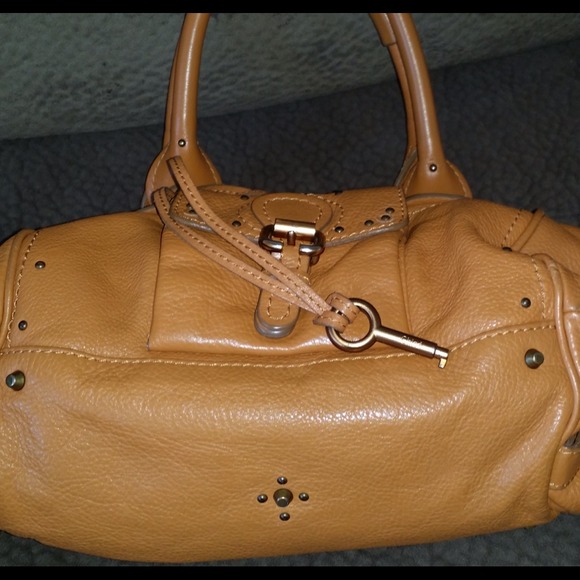 😍HP 7/25 SALE was $750😍Chloe Paddington handbag - Picture 2 of 4