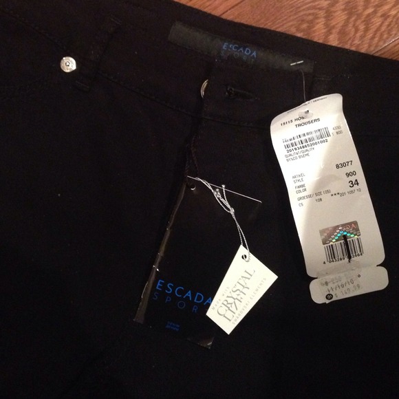 ESCADA jeans , Black size 34 new w tags,crystals! - Picture 3 of 4
