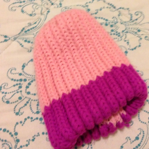 Knitted hat - Picture 4 of 4
