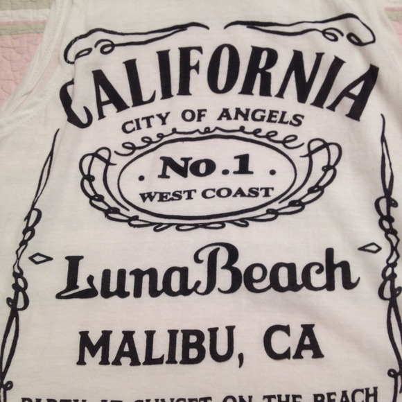 ❌SOLD❌White California cut-off muscle tee - Picture 4 of 4