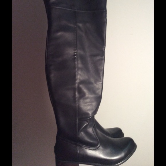 boots, bag & toms bundle