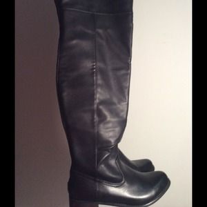 boots, bag & toms bundle
