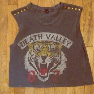 Death Valley cropped muscle tee