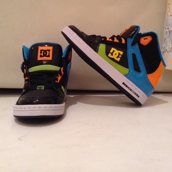 DC shoes