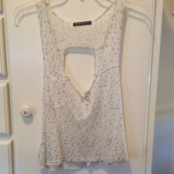 Brandy Melville baby doll flower tank top!