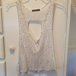 Brandy Melville baby doll flower tank top!