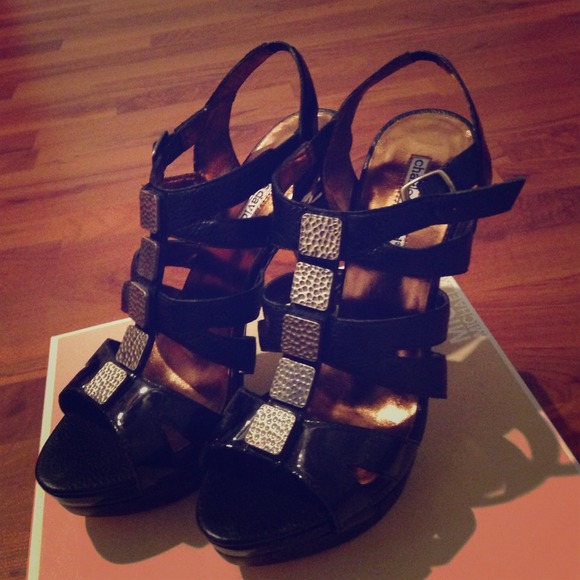 ❌SOLD❌ Charles David Black Heels