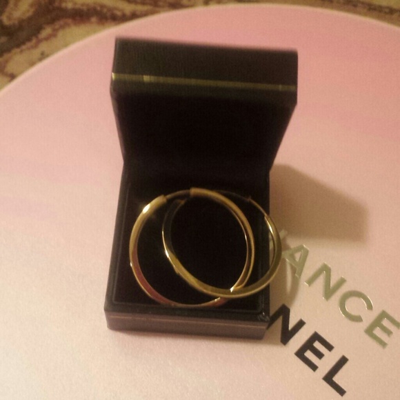 Gold earrings