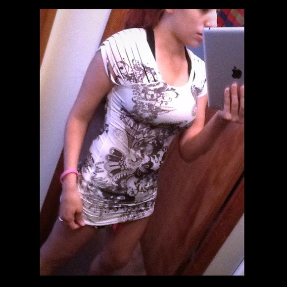 White and black print blouse very nice