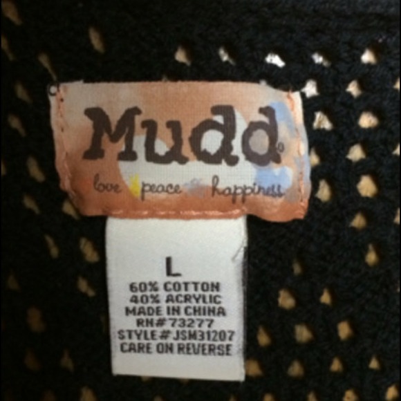 ❌BUNDLED❌ Crocheted Vest - Picture 4 of 4